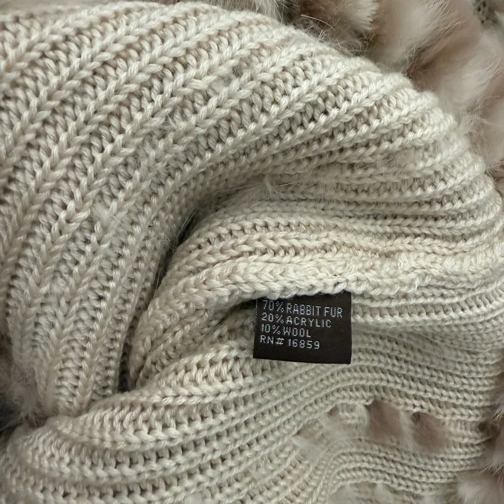 Luxurious Cream Fur Poncho
